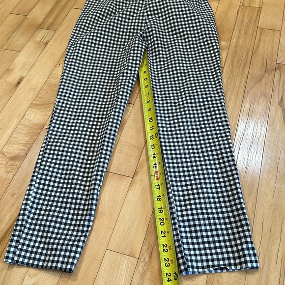 Zara Gingham Capris - Picture 4 of 9